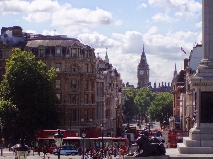 London ─ Living through History
