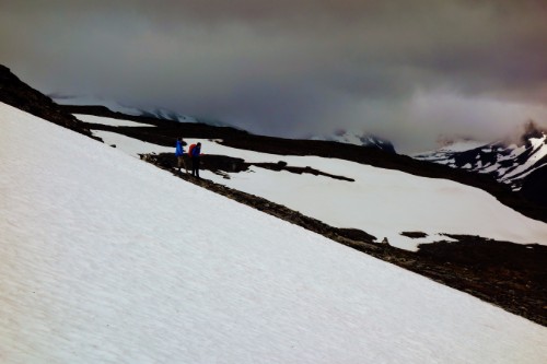 Snow on the ridge betwen Kårsavagge and Abiskojaure
