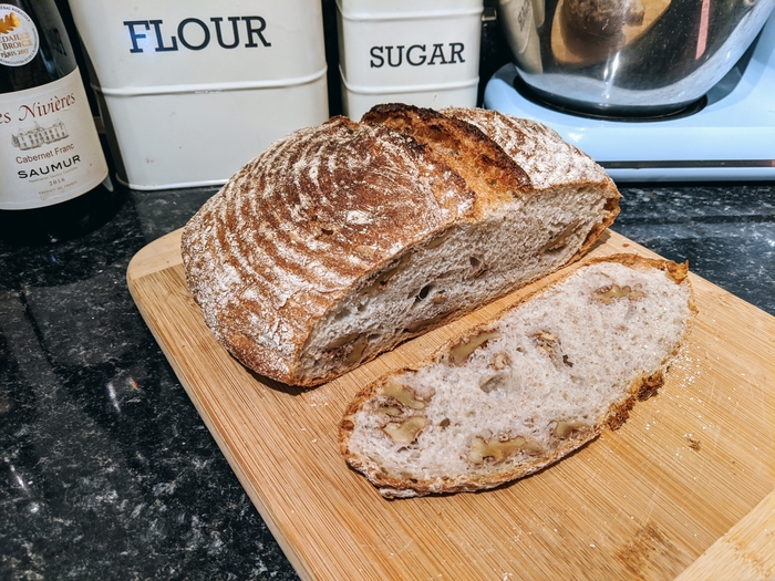 walnut-bread.jpg