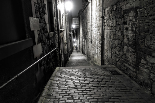 Close at the Royal Mile in Edinburgh
